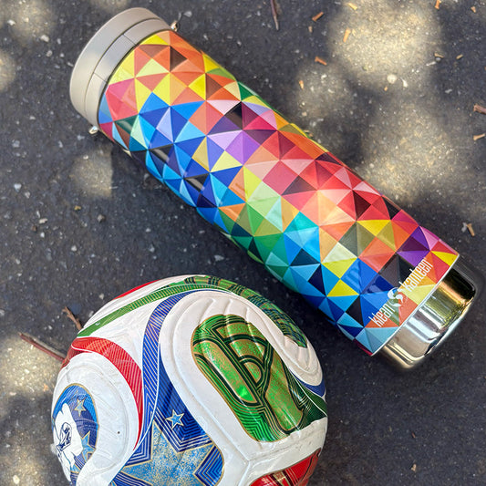 20oz-tkwide-with-twist-cap-mosaic-y7 20oz_tkwide_bottle_seasonal_mosaic_soccerball_square.jpg